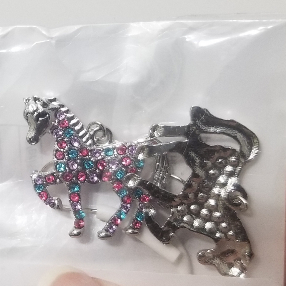 NWT silvertone horse earrings w pink, purple, and teal rhinestones